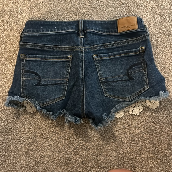 Size 2 American eagle super stress jean shorts - Picture 2 of 5